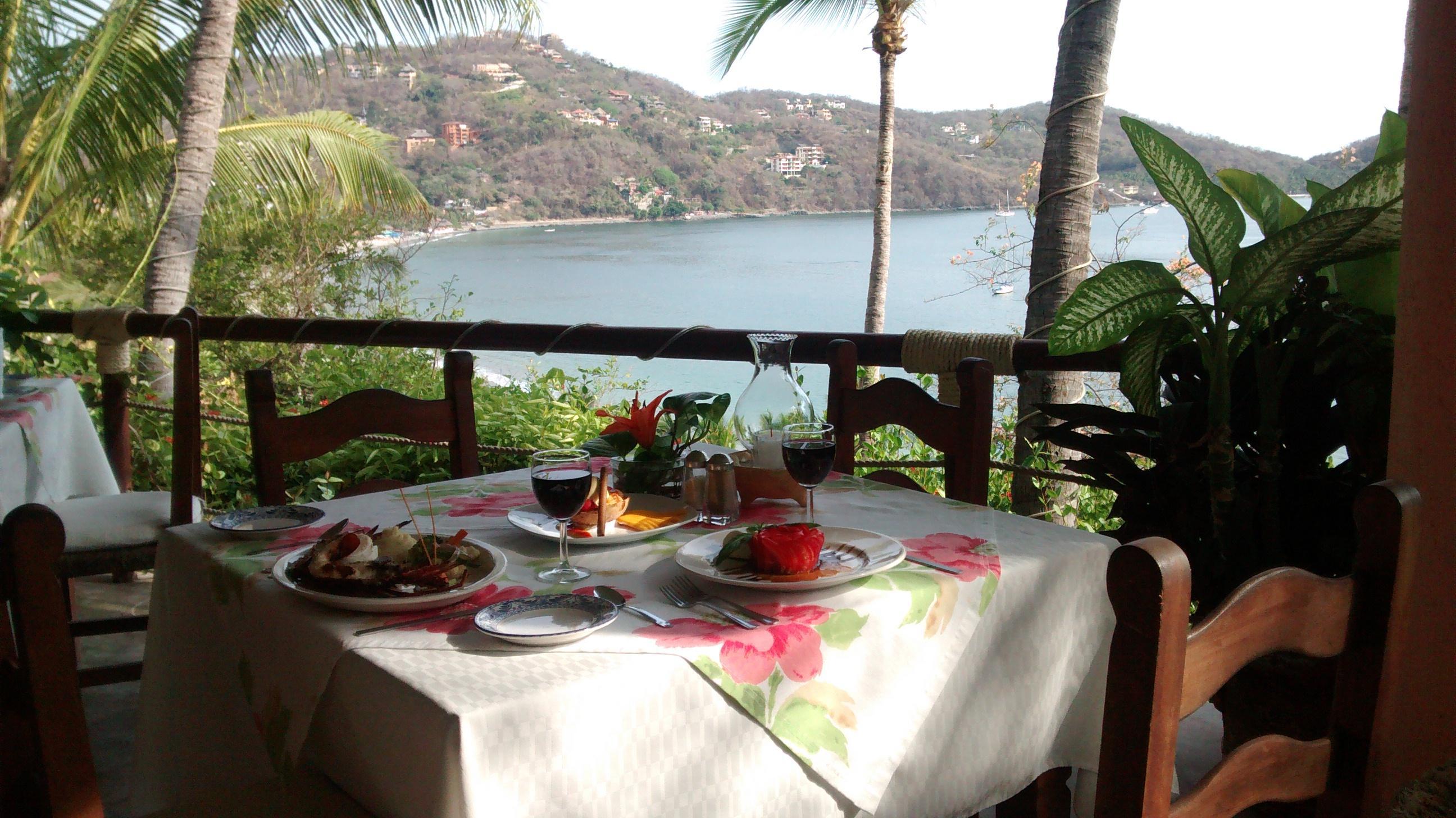 Hotel Catalina Beach Resort Zihuatanejo Exterior photo