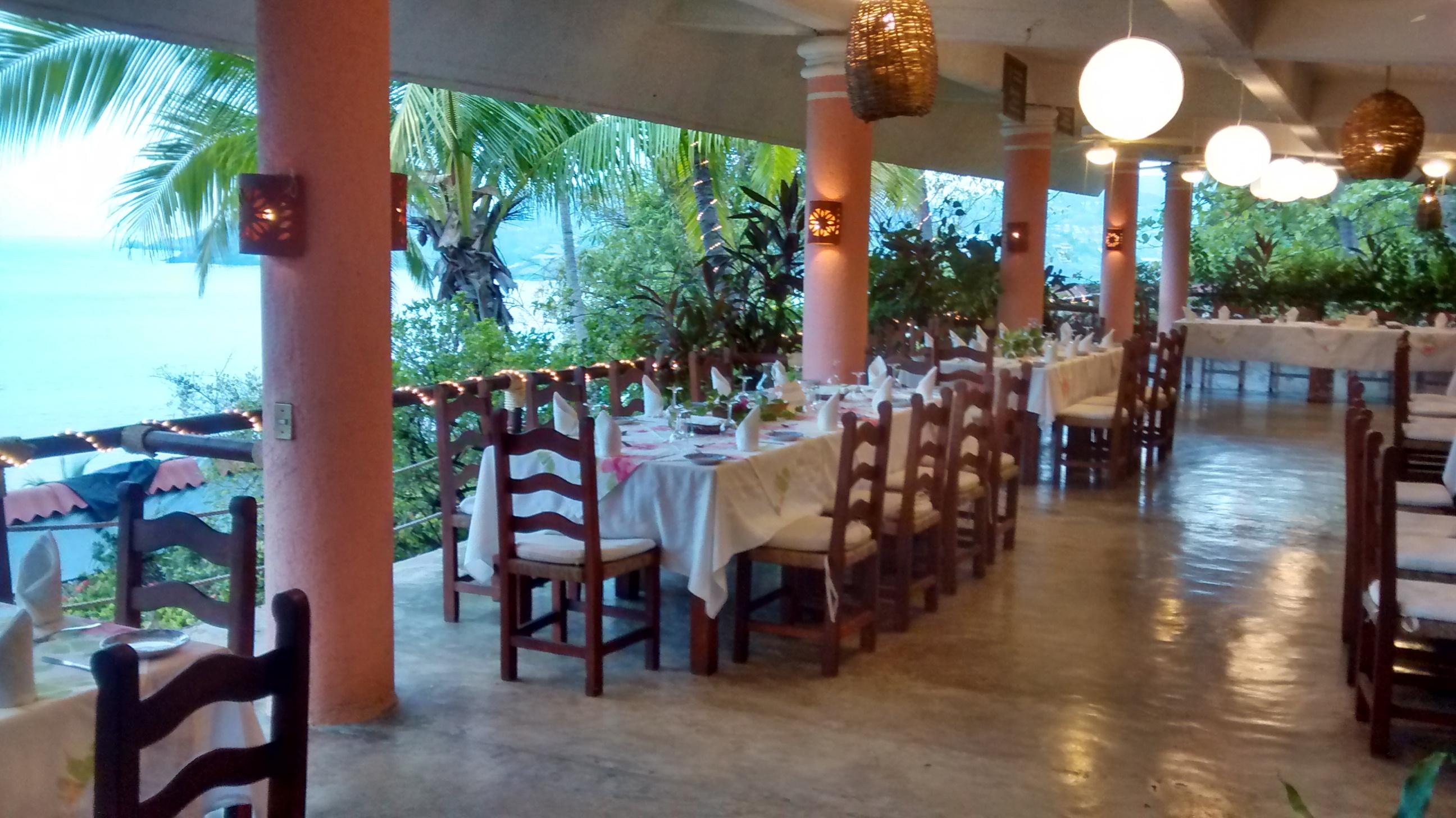 Hotel Catalina Beach Resort Zihuatanejo Exterior photo